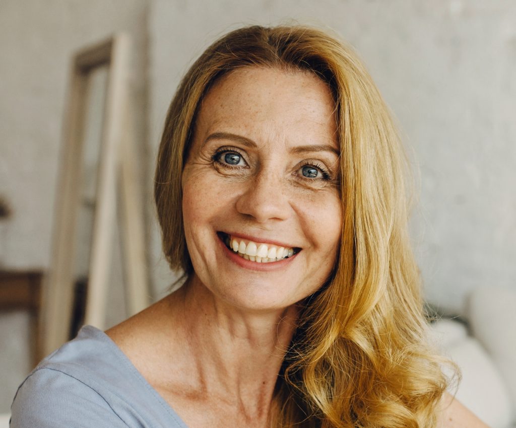 Middle-aged female model