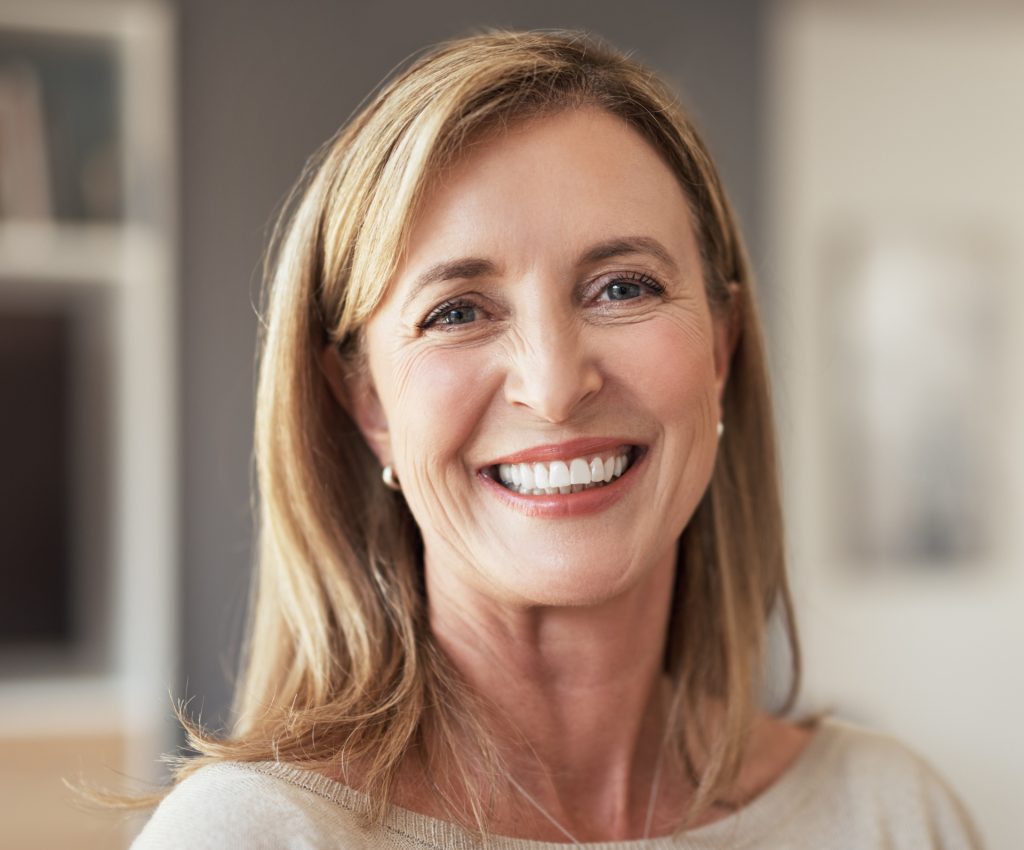 MIddle-aged female model